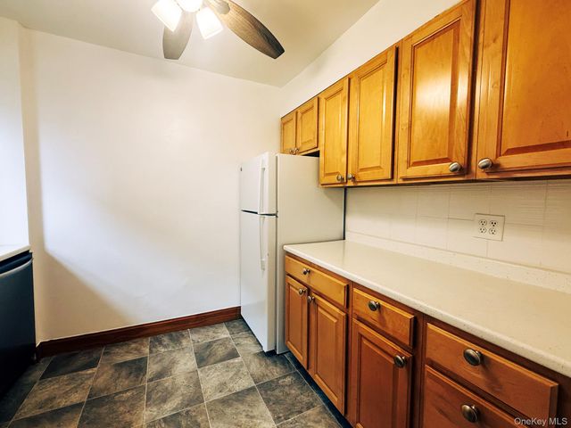 87 Alexander 1, Yonkers, NY 10704