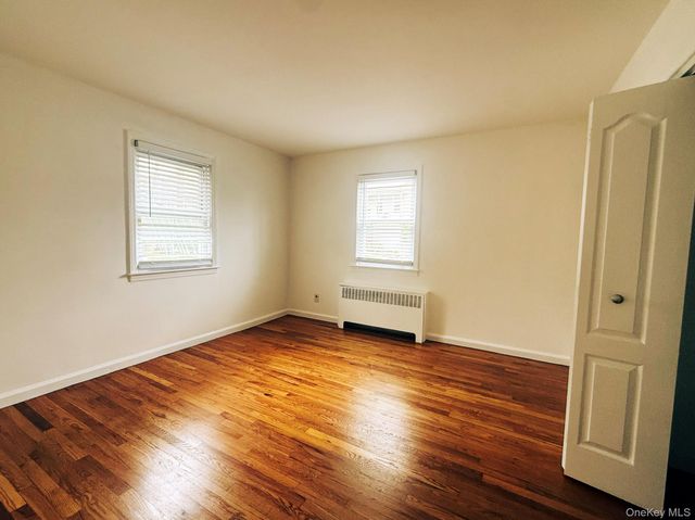 87 Alexander 1, Yonkers, NY 10704