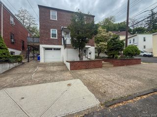 87 Alexander 1, Yonkers, NY 10704