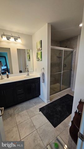 202 POND VIEW CT, Quakertown, PA 18951