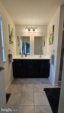 202 POND VIEW CT, Quakertown, PA 18951