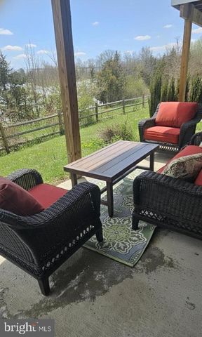 202 POND VIEW CT, Quakertown, PA 18951