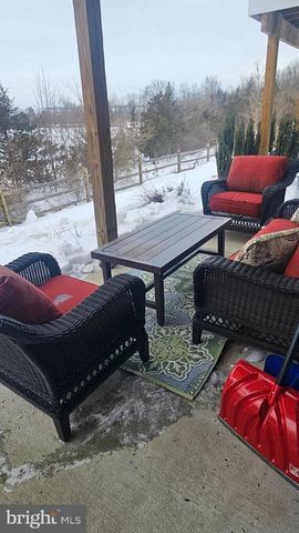 202 POND VIEW CT, Quakertown, PA 18951