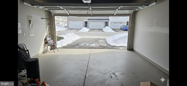 202 POND VIEW CT, Quakertown, PA 18951