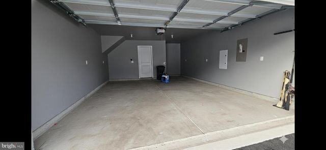 202 POND VIEW CT, Quakertown, PA 18951