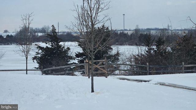 202 POND VIEW CT, Quakertown, PA 18951