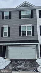 202 POND VIEW CT, Quakertown, PA 18951