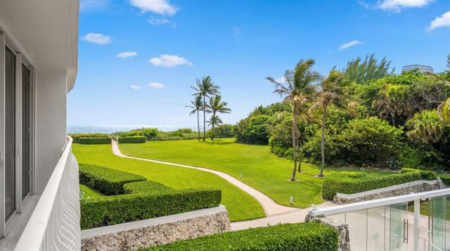 2774 S Ocean Boulevard 206, Palm Beach, FL 33480