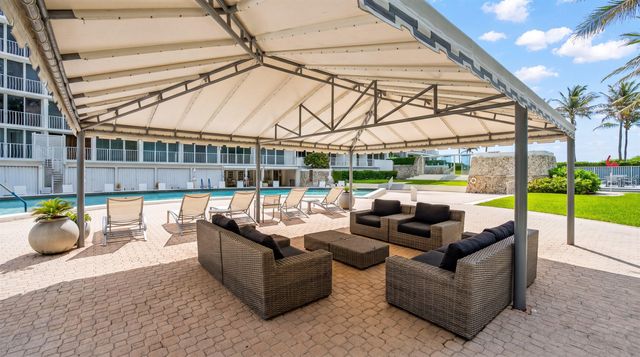 2774 S Ocean Boulevard 206, Palm Beach, FL 33480