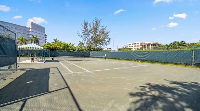 2774 S Ocean Boulevard 206, Palm Beach, FL 33480
