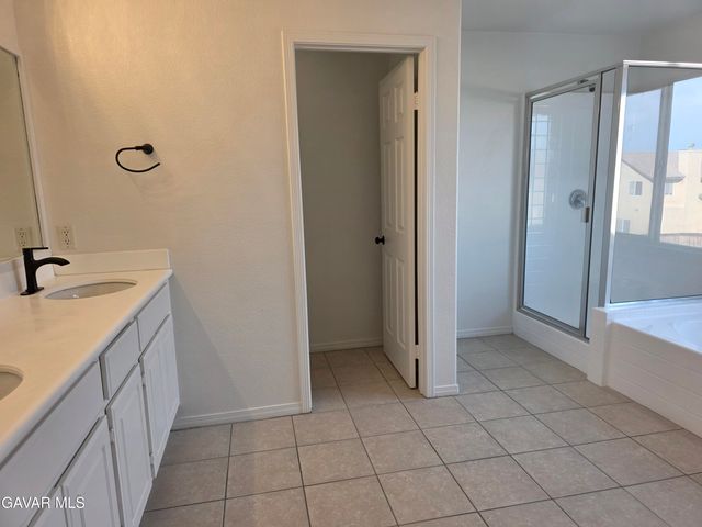 12378 Blazing Star Lane, Victorville, CA 92392