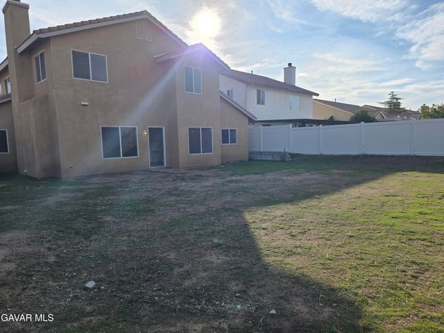 12378 Blazing Star Lane, Victorville, CA 92392
