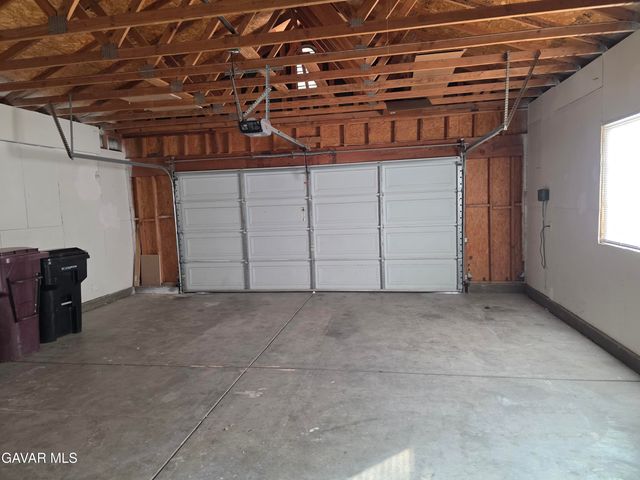 12378 Blazing Star Lane, Victorville, CA 92392