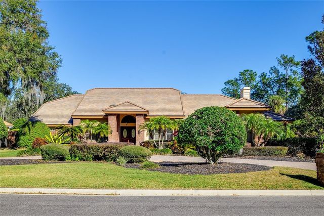 6329 W MACLAURIN DRIVE, Tampa, FL 33647