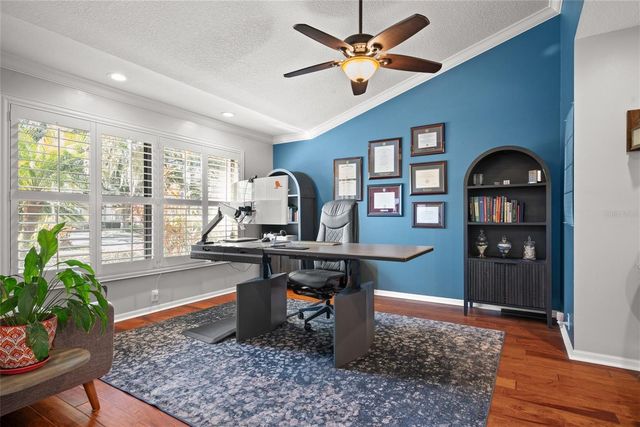 6329 W MACLAURIN DRIVE, Tampa, FL 33647