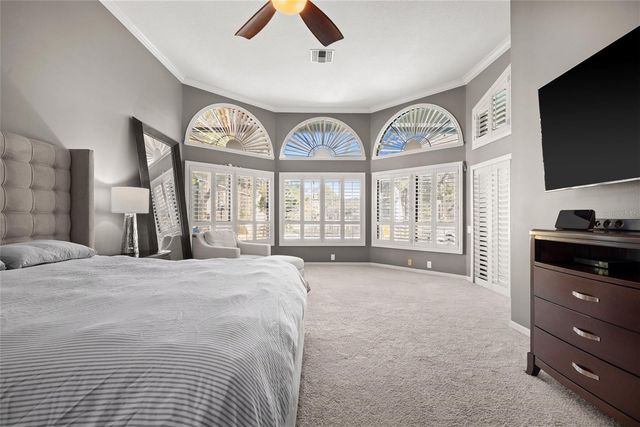 6329 W MACLAURIN DRIVE, Tampa, FL 33647