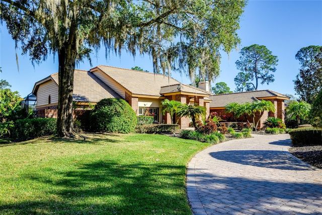 6329 W MACLAURIN DRIVE, Tampa, FL 33647