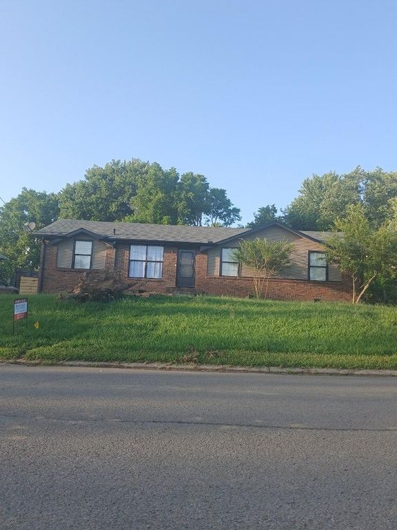 108 Valley Green Dr, Antioch, TN 37013