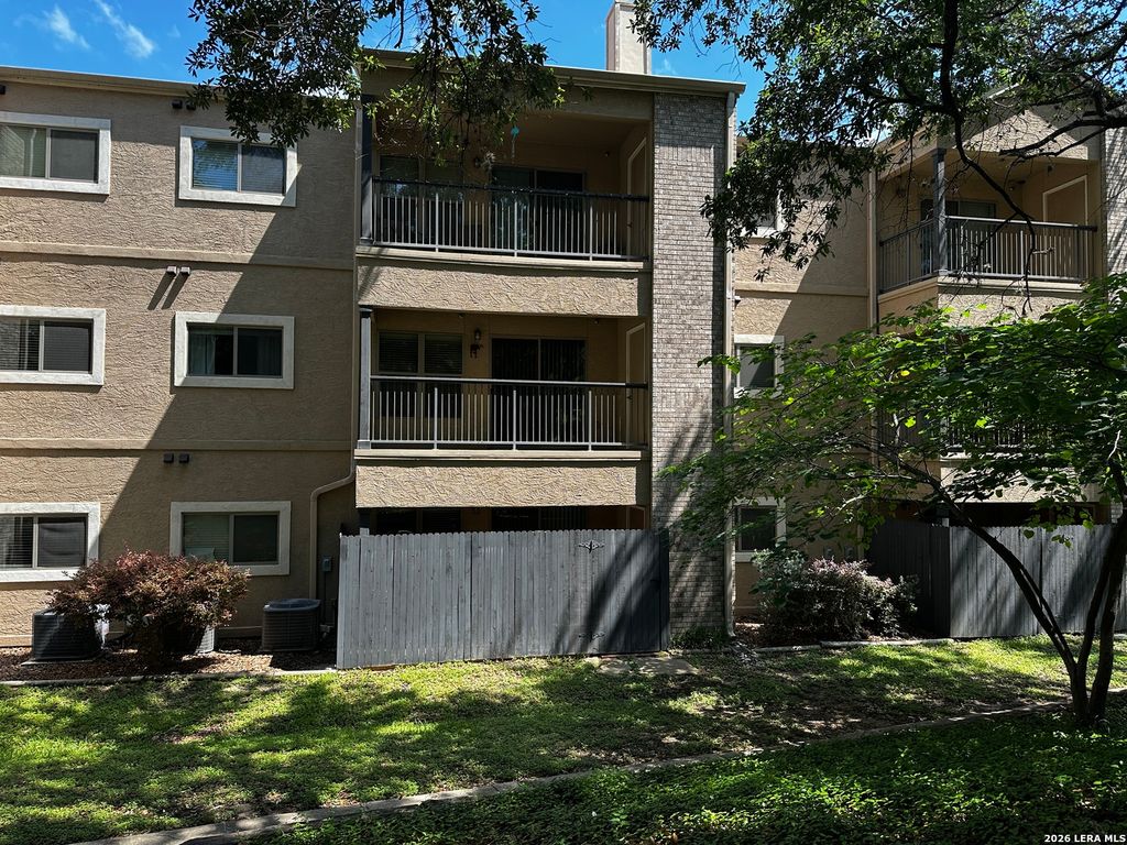 4111 Medical Dr Apt A203, San Antonio, TX 78229