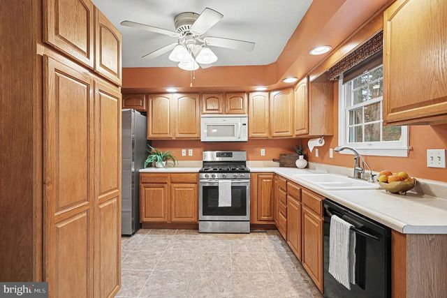 47 KEEFER WAY, Mechanicsburg, PA 17055