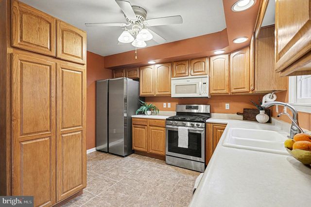 47 KEEFER WAY, Mechanicsburg, PA 17055