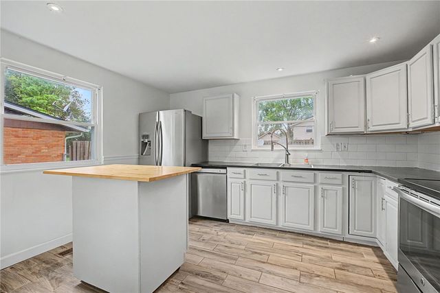 8132 Philadelphia Drive, Fairborn, OH 45324