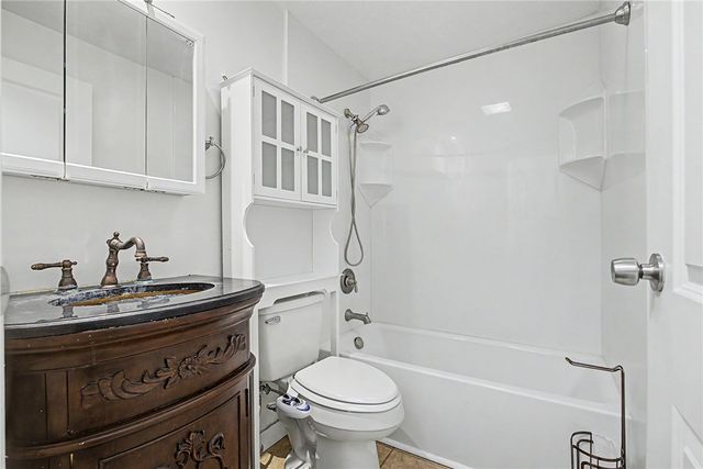 8132 Philadelphia Drive, Fairborn, OH 45324