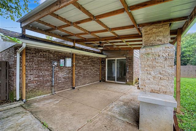 8132 Philadelphia Drive, Fairborn, OH 45324