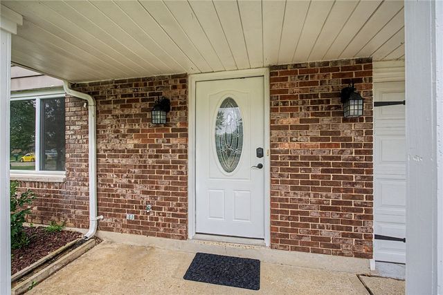 8132 Philadelphia Drive, Fairborn, OH 45324