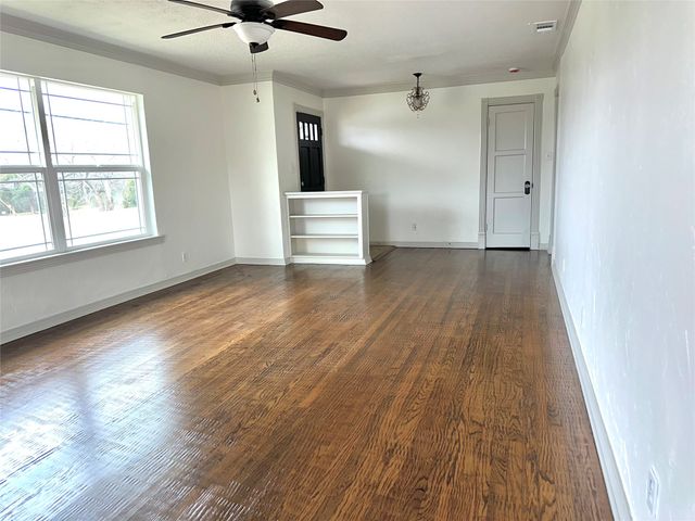 102 S Clark Street, Rockwall, TX 75087