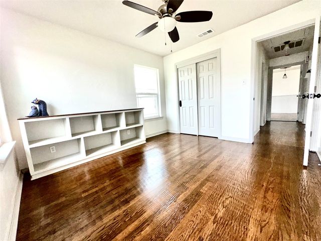 102 S Clark Street, Rockwall, TX 75087