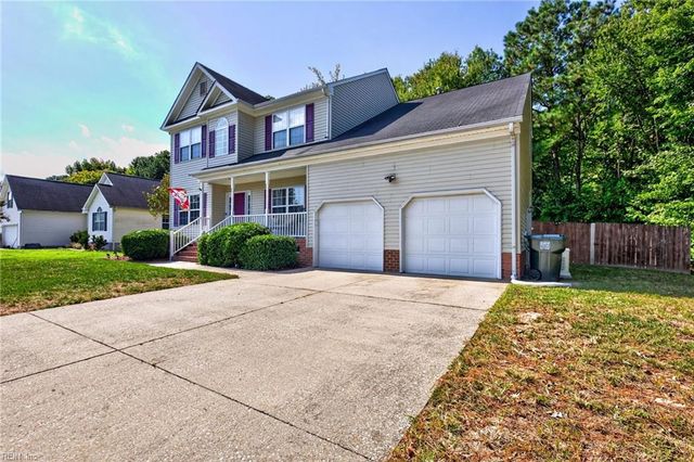 301 Forest View LN, Smithfield, VA 23430