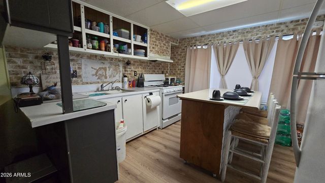 5933 E Main Street 165, Mesa, AZ 85205