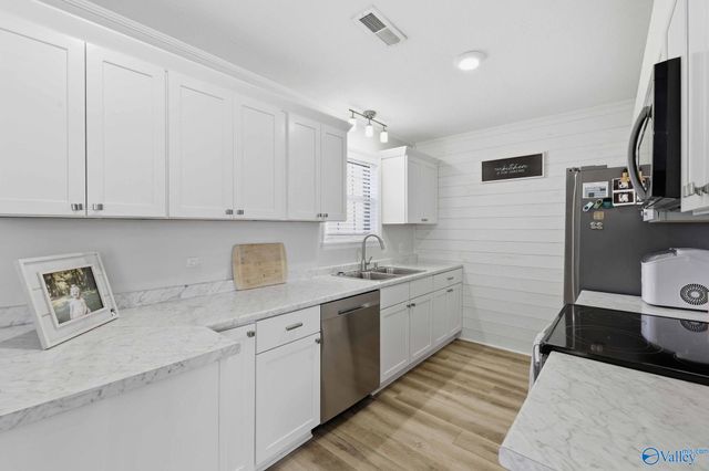 1002 Rose Road, Albertville, AL 35951