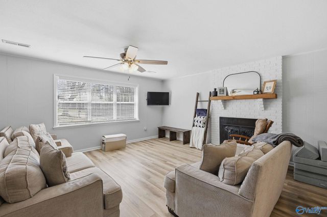 1002 Rose Road, Albertville, AL 35951