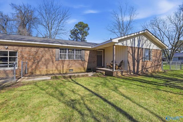 1002 Rose Road, Albertville, AL 35951