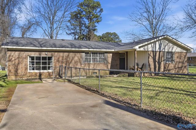 1002 Rose Road, Albertville, AL 35951