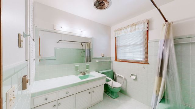 604 McDonald Ct, Nashville, TN 37217