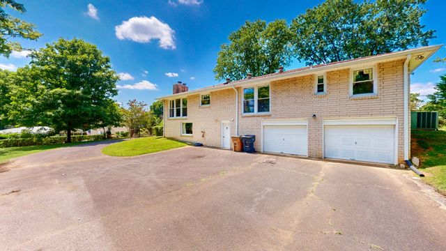 604 McDonald Ct, Nashville, TN 37217
