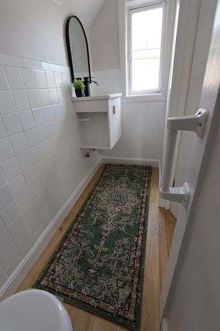 115 Collins St, Lynn, MA 01902