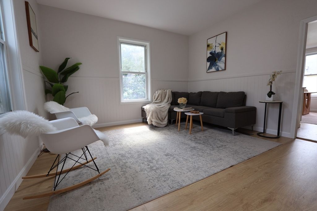115 Collins St, Lynn, MA 01902