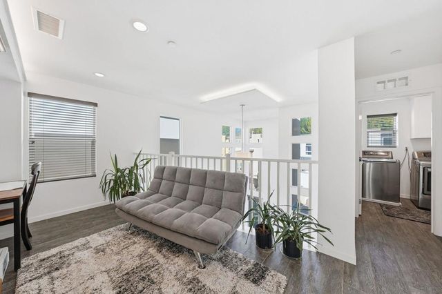 8337 Summit way, San Diego, CA 92108