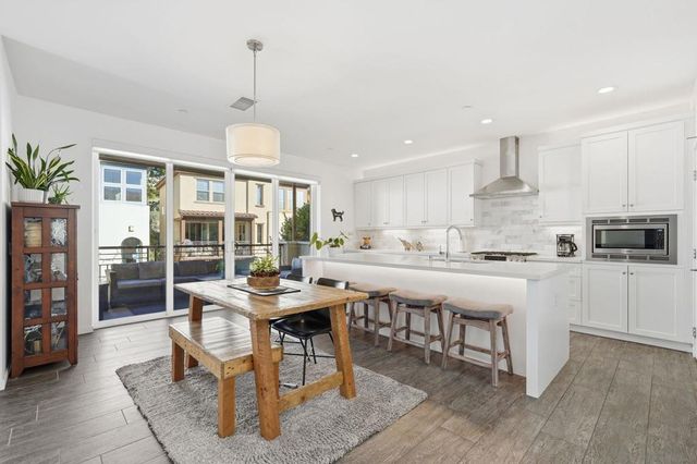 8337 Summit way, San Diego, CA 92108