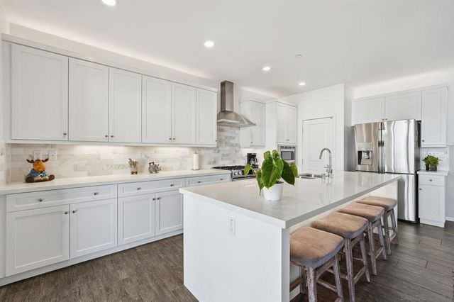 8337 Summit way, San Diego, CA 92108