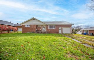 825 Brady St, Lower Burrell, PA 15068