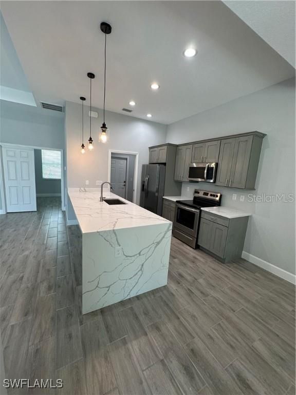 Image 8 of property listing at 925 NW 9TH AVENUE, Cape Coral, FL 33993