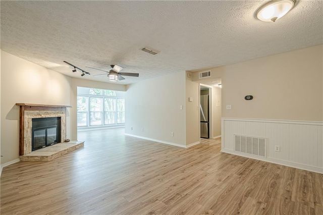 3205 Canyon Point Circle, Roswell, GA 30076