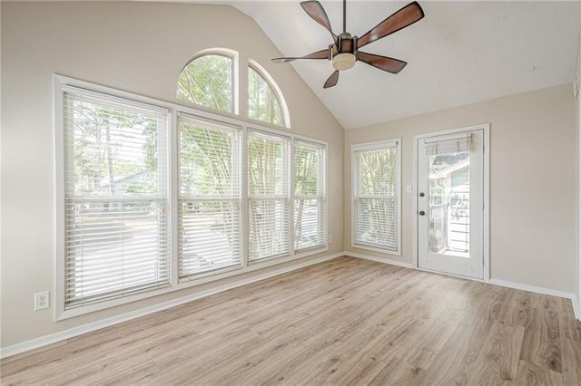 3205 Canyon Point Circle, Roswell, GA 30076