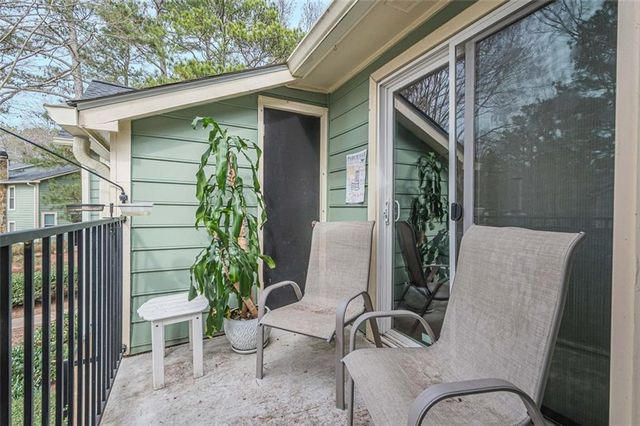 3205 Canyon Point Circle, Roswell, GA 30076