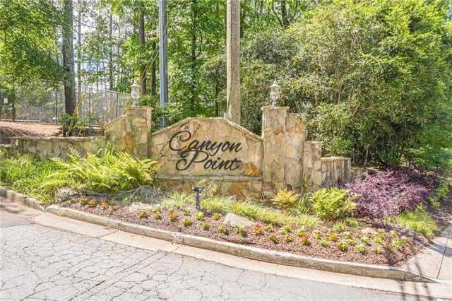 3205 Canyon Point Circle, Roswell, GA 30076